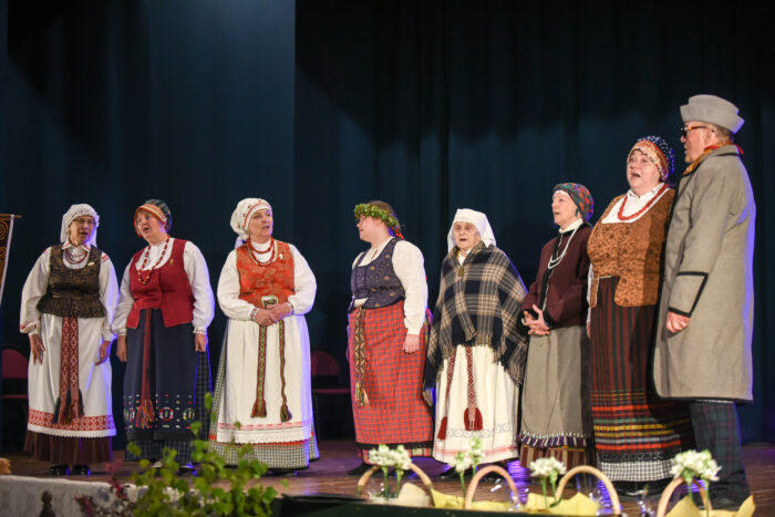 Folkloro festivalis „Kad Praviena tekėtų…”