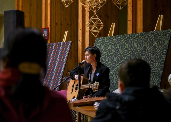 Rasuolės Andriukaitienės parodos „Etnografinio audinio metamorfozės“ pristatymas